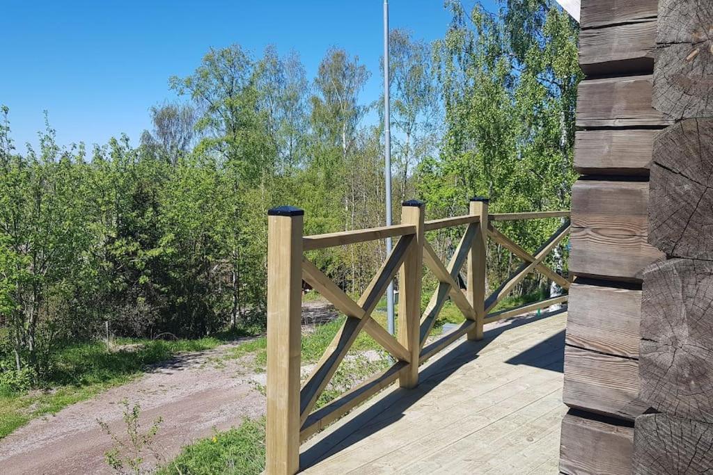 Utsikten -Exklusivt Nybyggt Timmerhus -Plintsberg. テルベリ エクステリア 写真